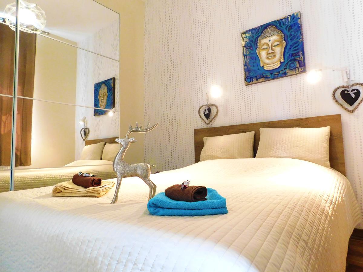 Wonder Deer Luxury Apartment At The Opera Self Check-In บูดาเปสต์ ภายนอก รูปภาพ
